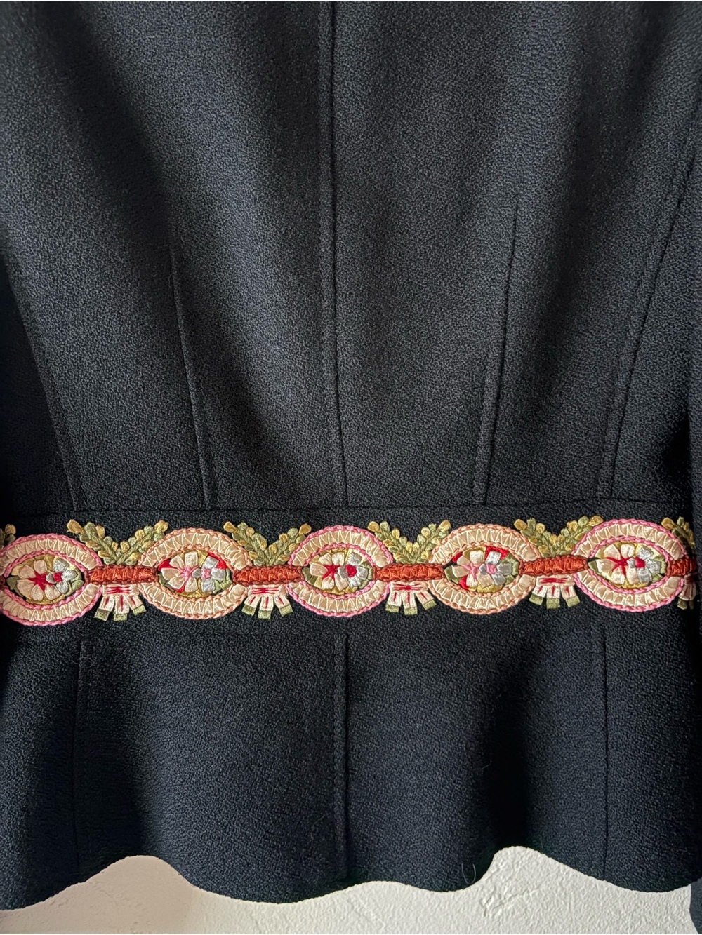 Moschino Rare 2-Piece Skirt Suit Black Ribbon Floral Appliqué Vintage Y2K Sz 10 - Picture 7 of 14